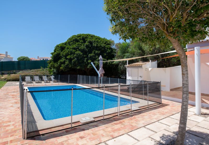 Completed Pool Fence